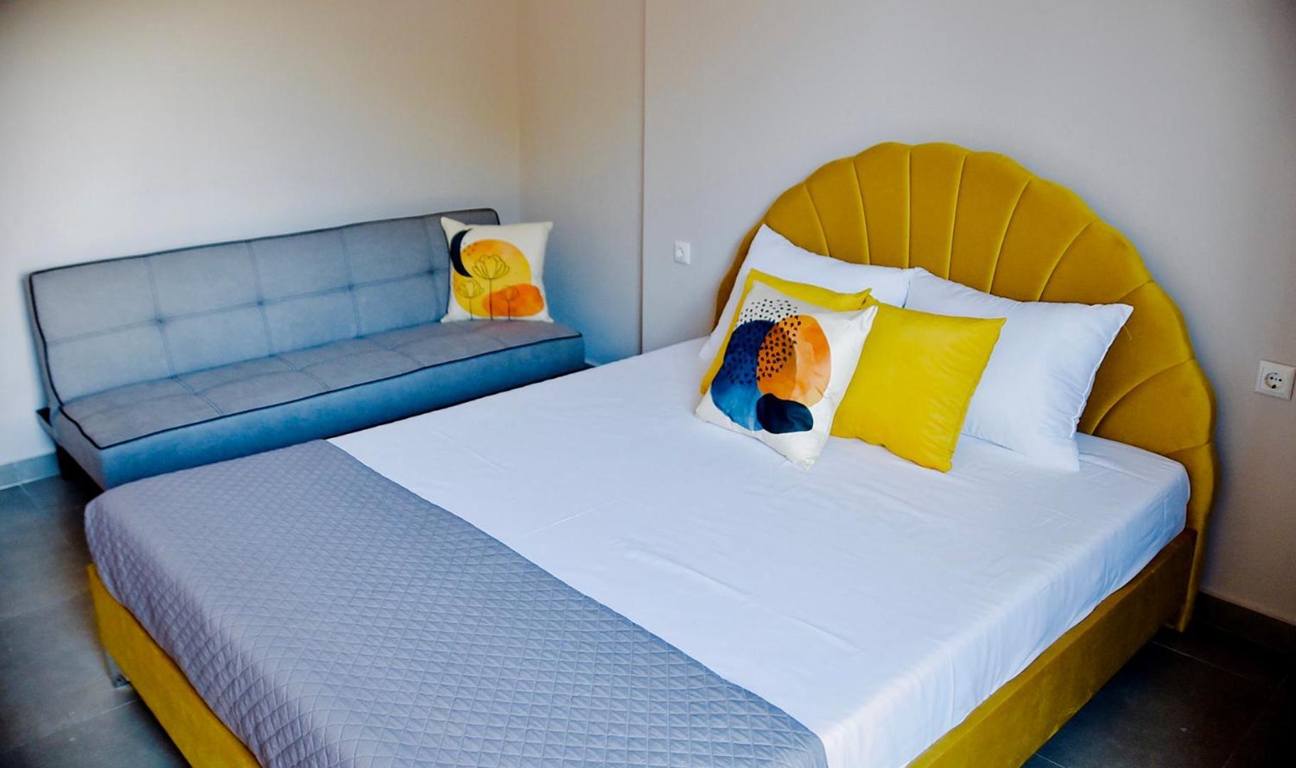 Room Nine 9 Beachfront Apartments Nea Kallikrateia Eksteriør billede