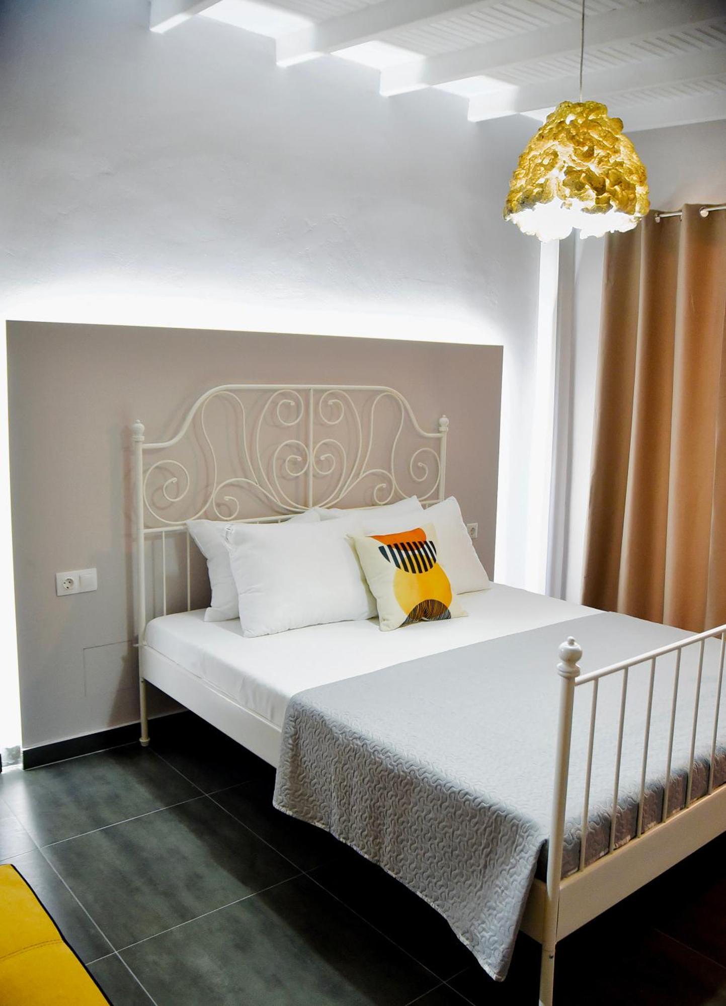 Room Nine 9 Beachfront Apartments Nea Kallikrateia Eksteriør billede
