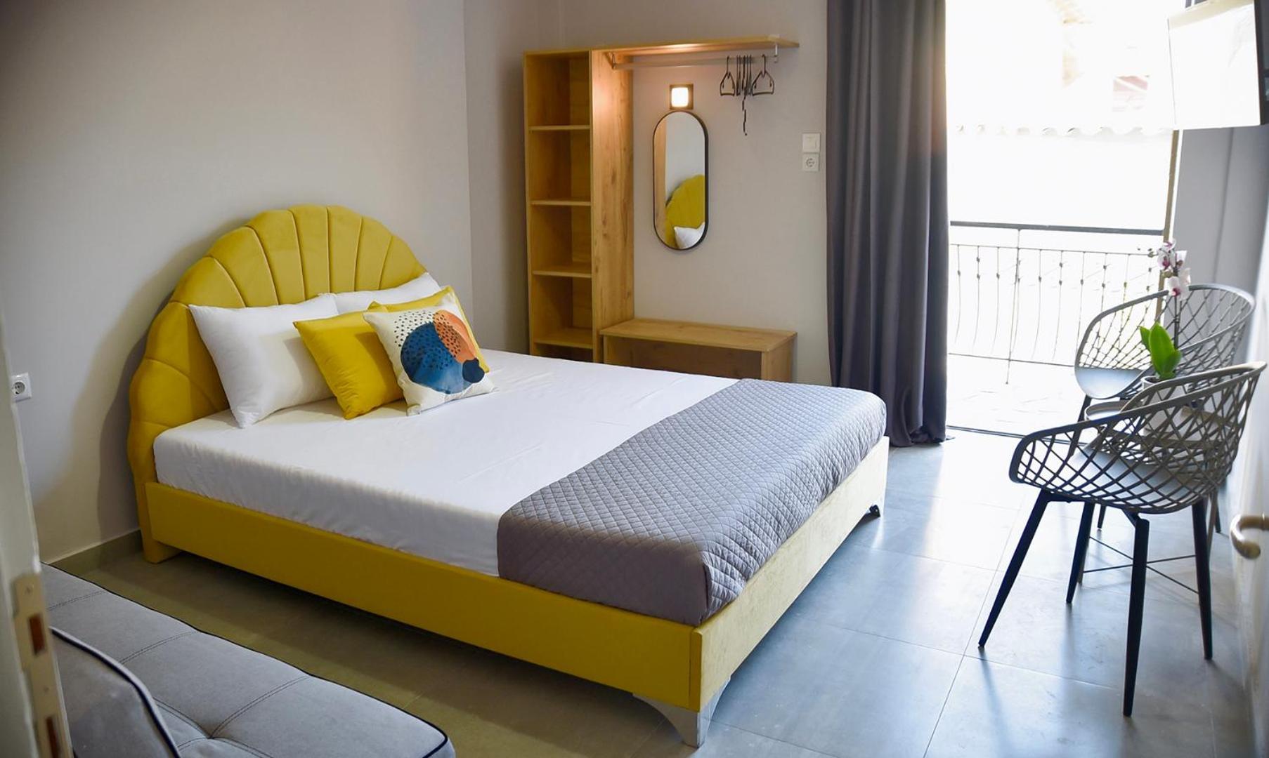 Room Nine 9 Beachfront Apartments Nea Kallikrateia Eksteriør billede